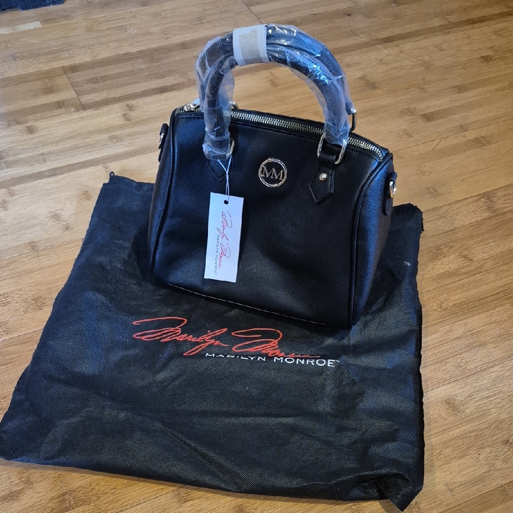 Marilyn Monroe Black Purse with Structured Design
